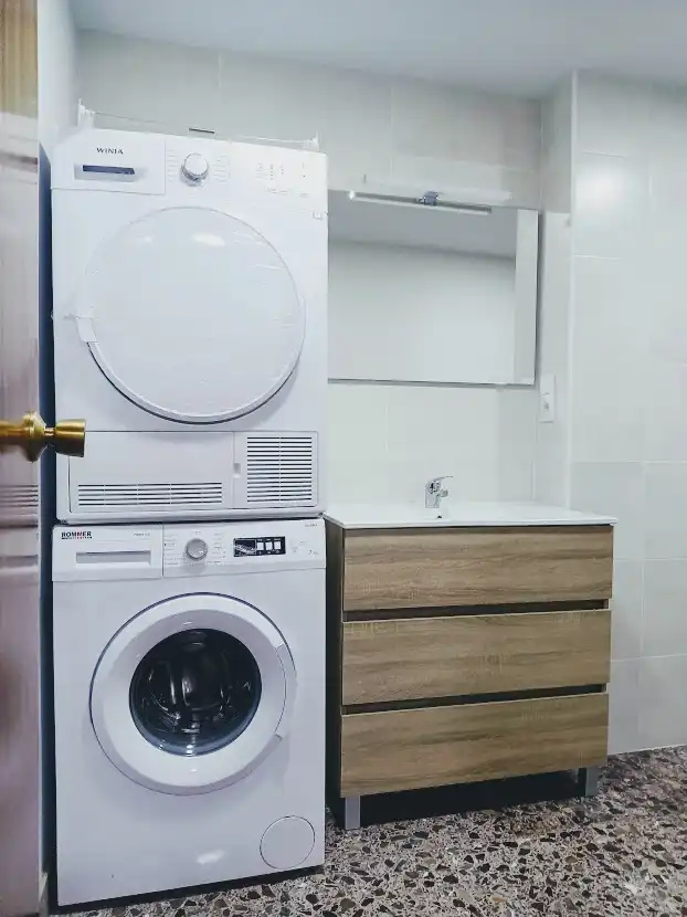 Badezimmer von Wohnung zur Miete in Lleida mit Klimaanlage, Heizung und Möbliert