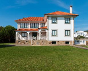 Vista exterior de Casa o xalet en venda en Ferrol amb Calefacció, Jardí privat i Parquet