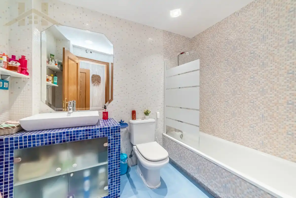 Badezimmer von Wohnung zum Verkauf in San Martín de la Vega mit Klimaanlage, Heizung und Terrasse
