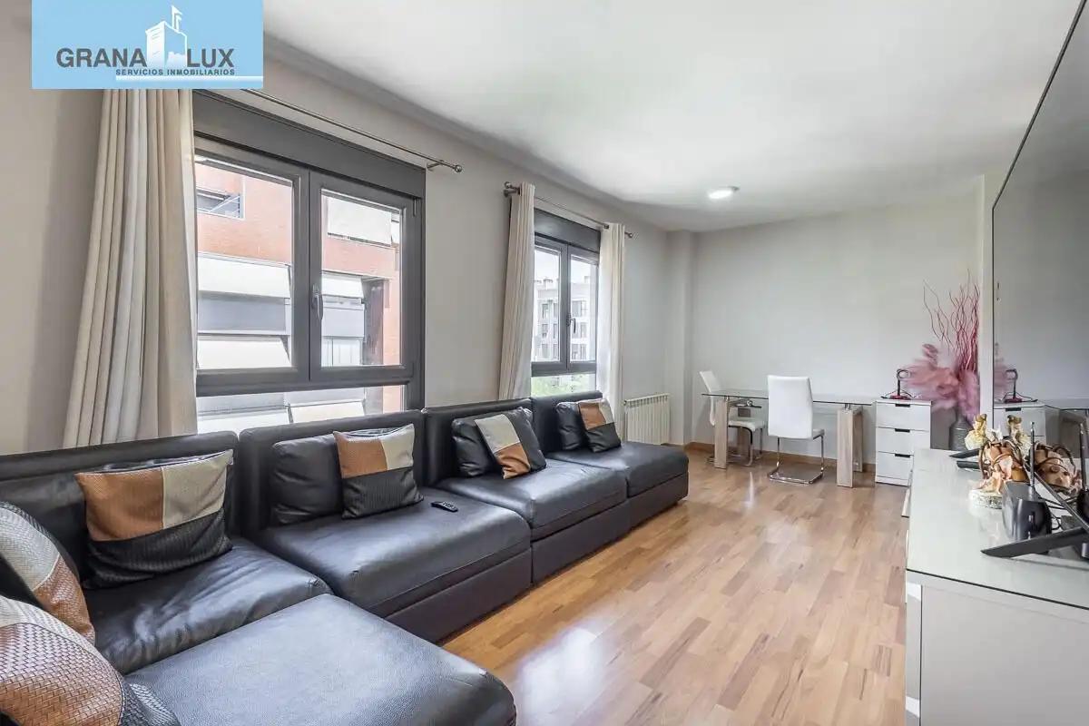 Flat with pool for sale in Calle EMIR, imagen 3