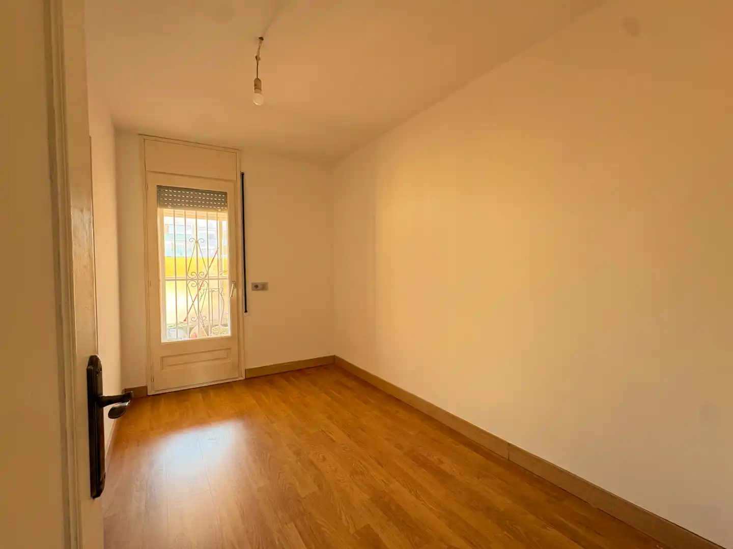 Dormitori de Apartament en venda en Roses amb Aire condicionat, Terrassa i Balcó