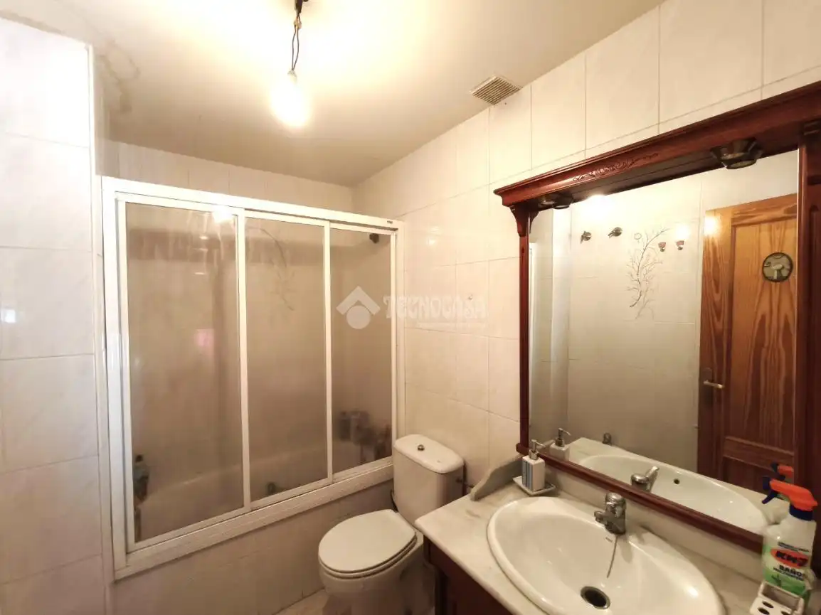 Baño de Casa adosada en venta en Azuqueca de Henares