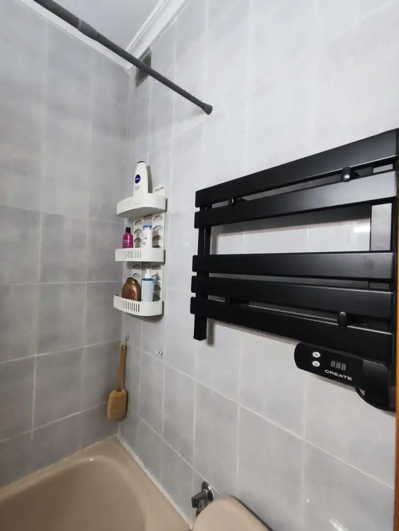Bany de Apartament de lloguer en Torrevieja amb Aire condicionat, Calefacció i Terrassa