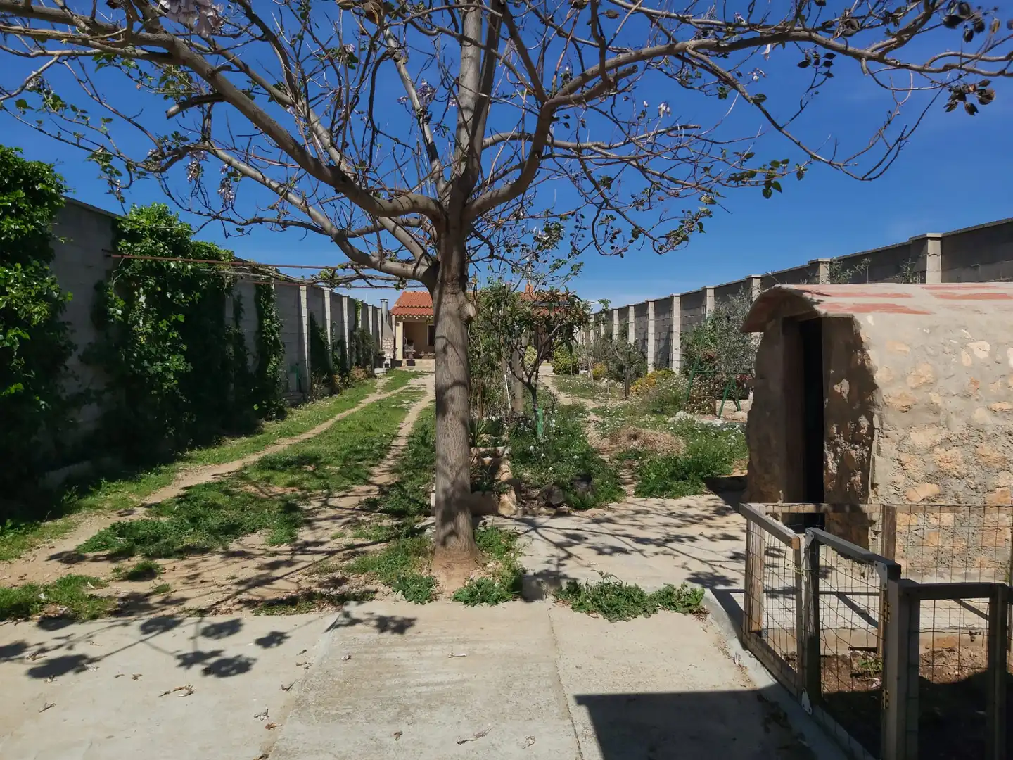 Houses for sale in Pozohondo  with Furnished