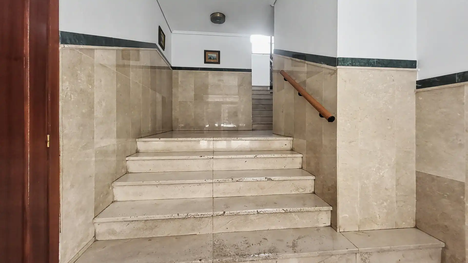 Wohnung zum Verkauf in Dénia mit Klimaanlage, Heizung und Terrasse
