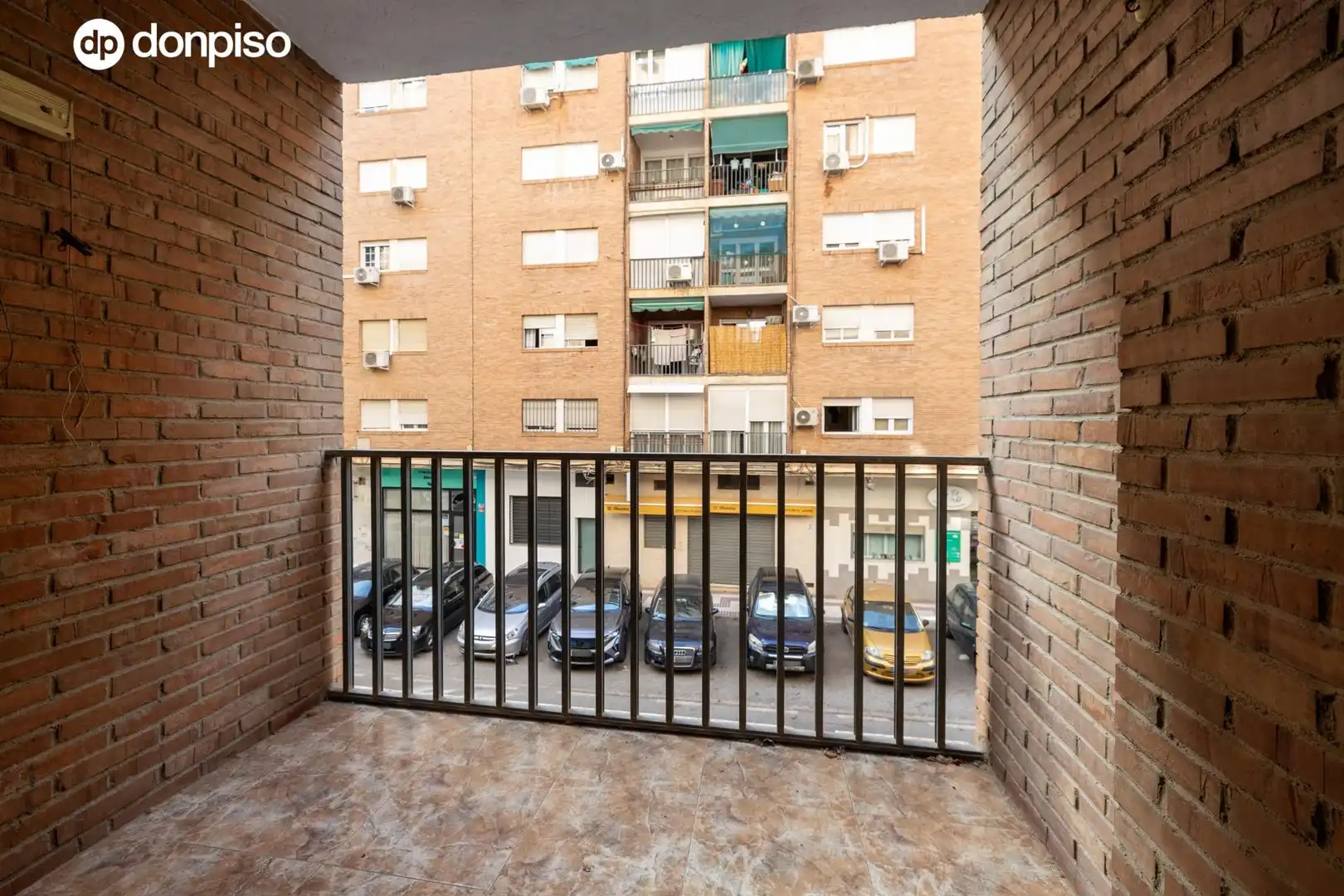Terraza de Piso en venta en Granada con Terraza y Amueblado