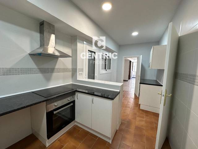 Piso en Alquiler en Vallparadís - Antic Poble de Sant Pere