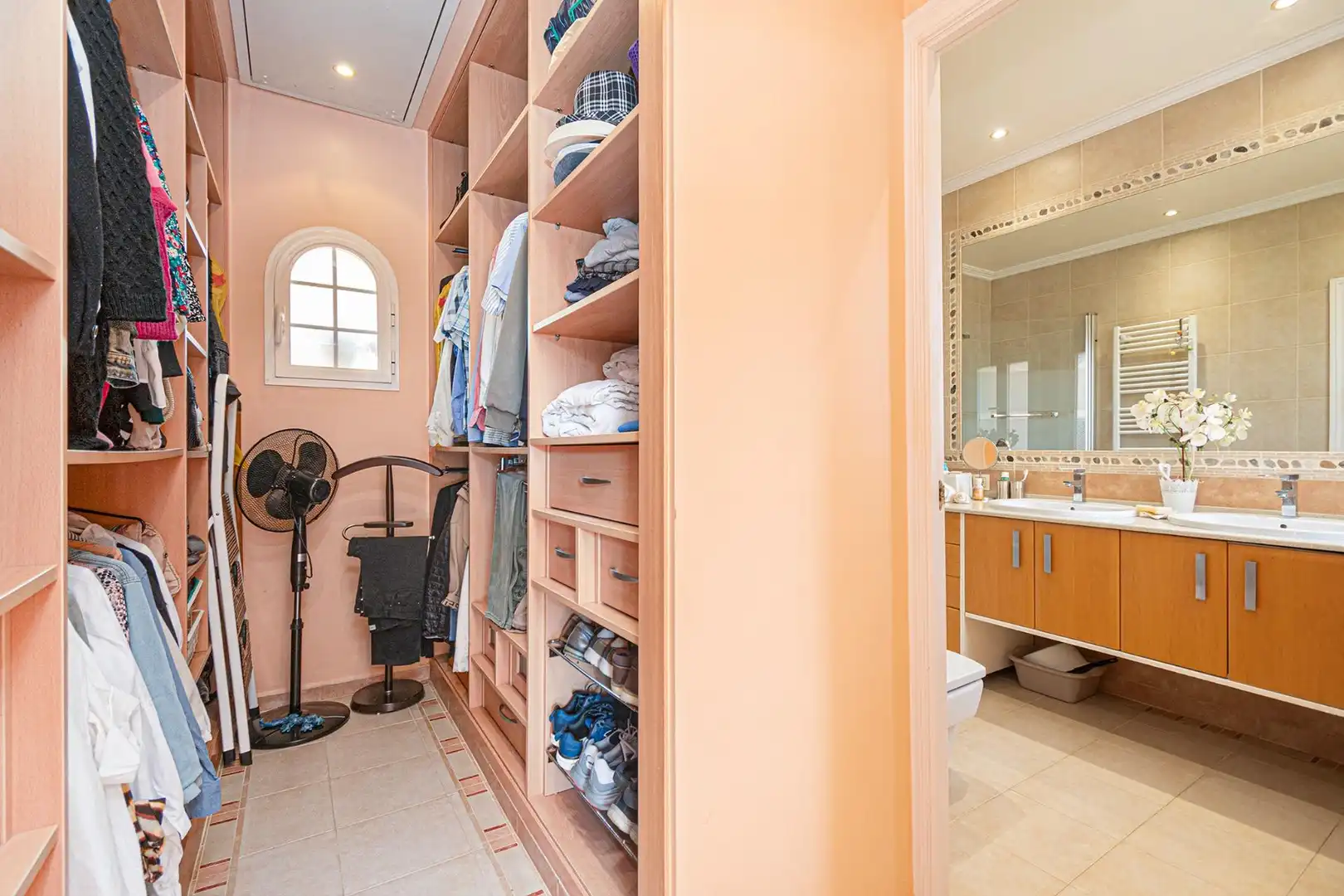 Bathroom of Houses for sale in Calvià  with Air Conditioner, Heating and Private garden