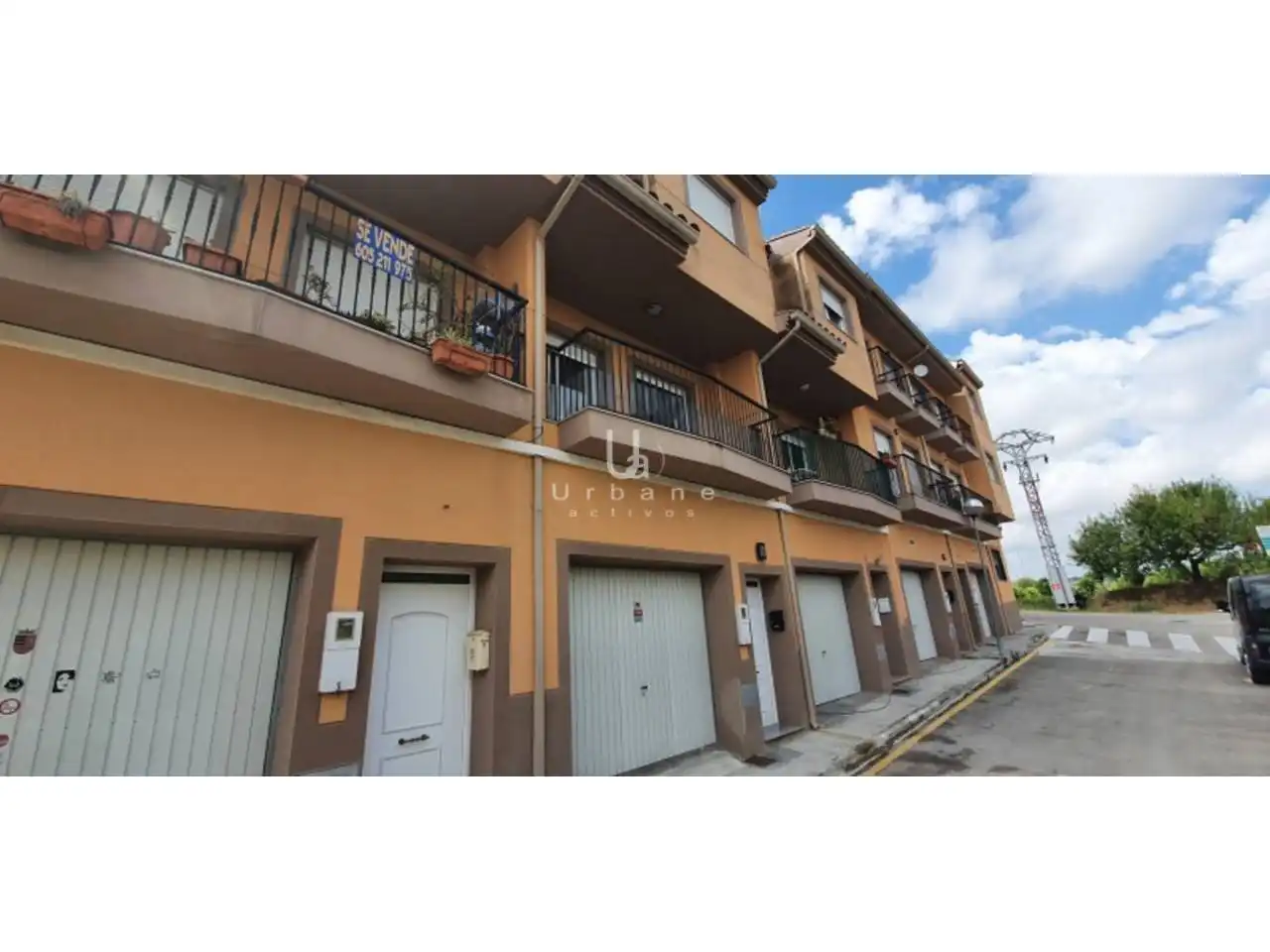 Vista exterior de Casa adosada en venta en Bélgida