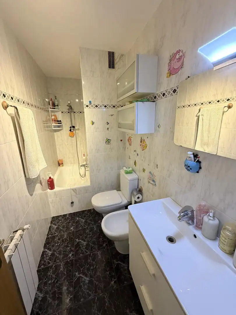Bathroom of Flat for sale in Torrejón de Ardoz  with Air Conditioner, Heating and Terrace