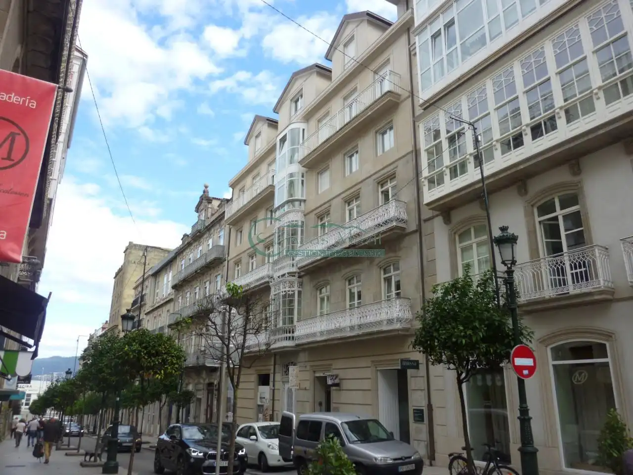 Local comercial de lloguer a Centro Urbano
