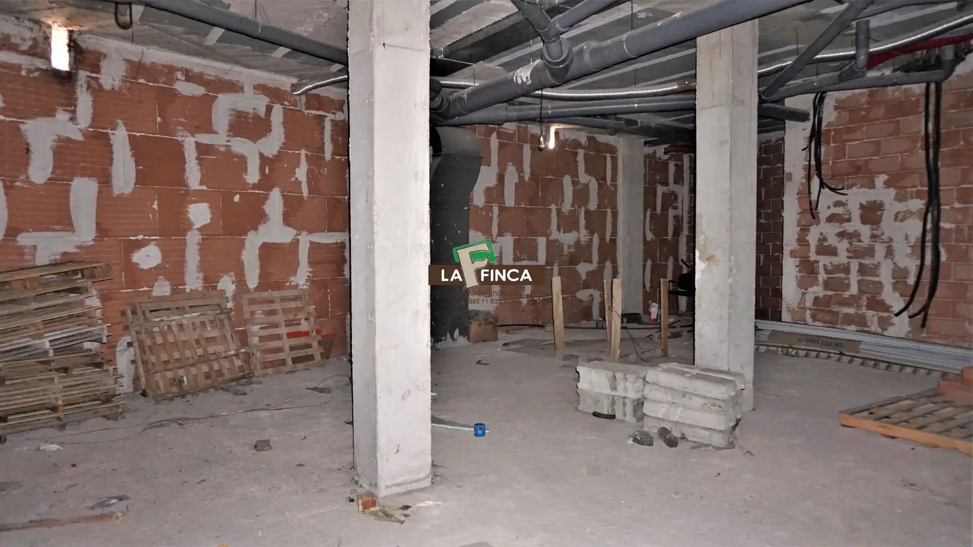 Local en venta en Langreo con Terraza