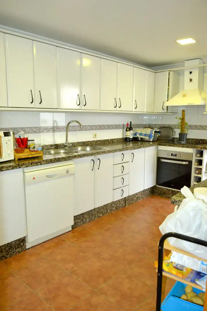 Cuina de Casa o xalet en venda en Sevilla amb Aire condicionat i Traster