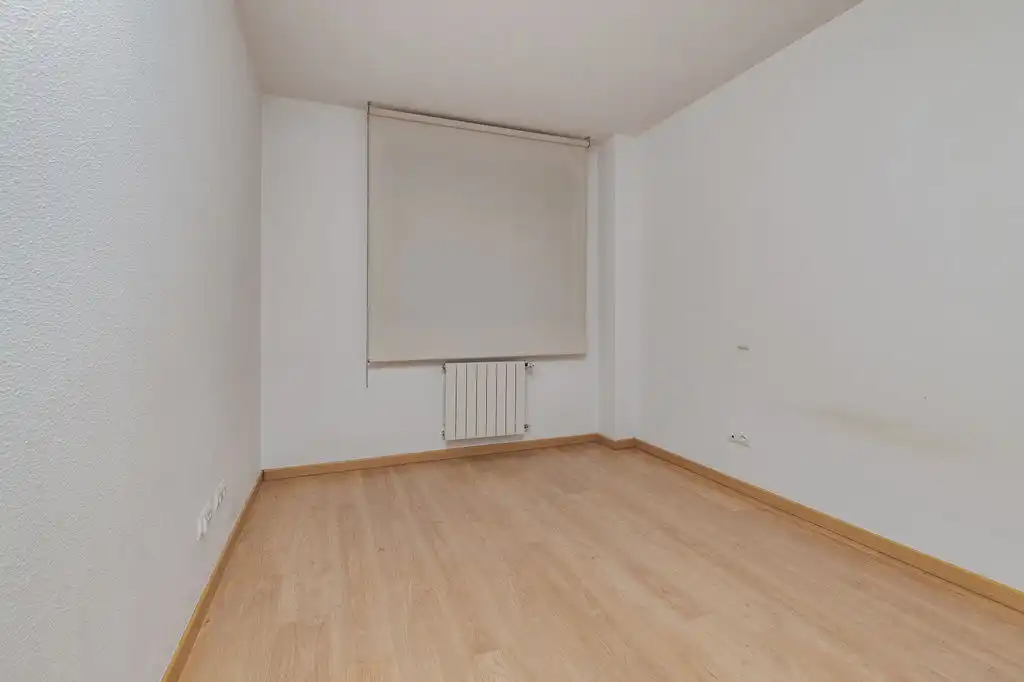 Habitación de Piso en venta en Pinto con Calefacción, Trastero y Piscina