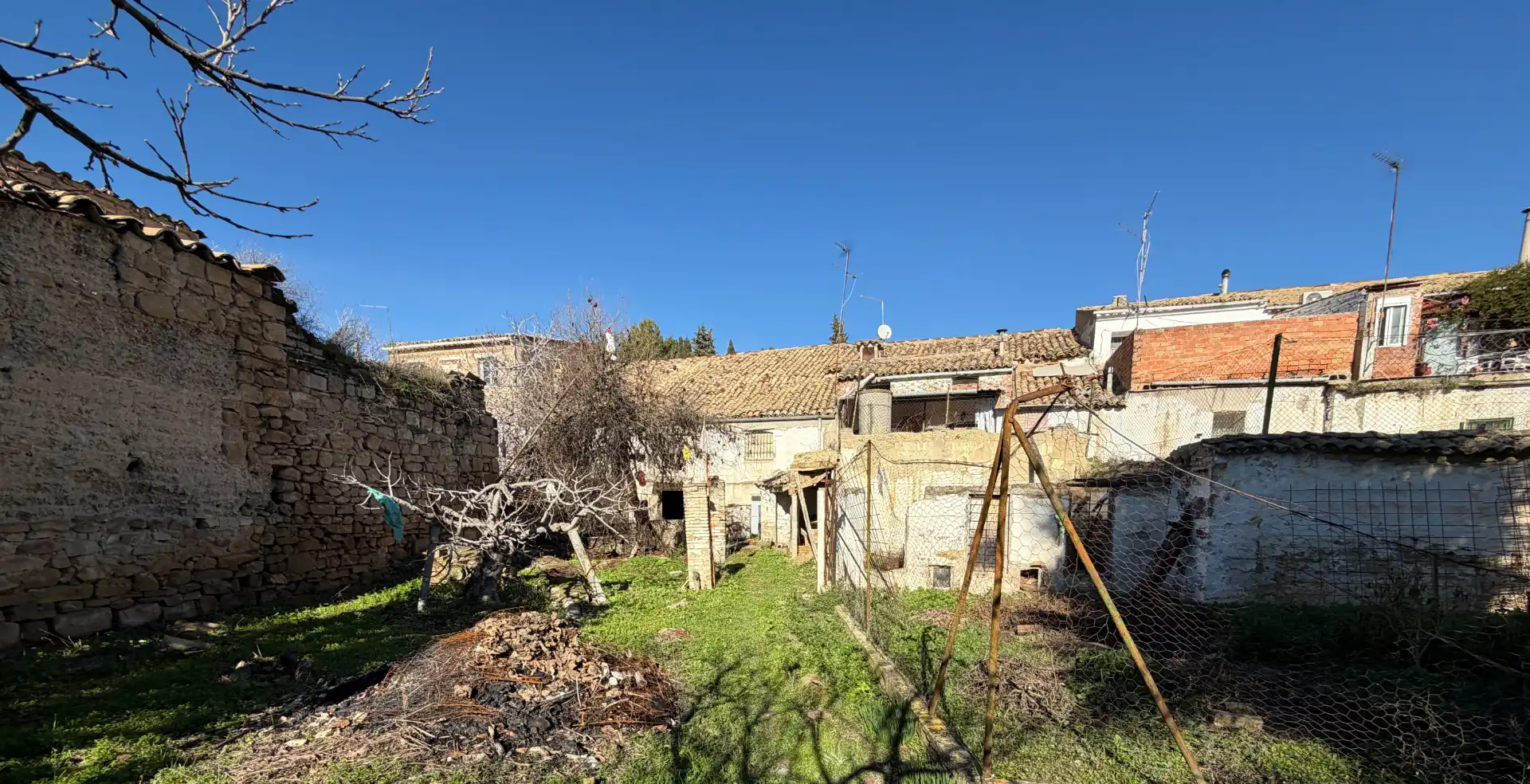 Casa o xalet en venda en Úbeda amb Jardí privat i Traster