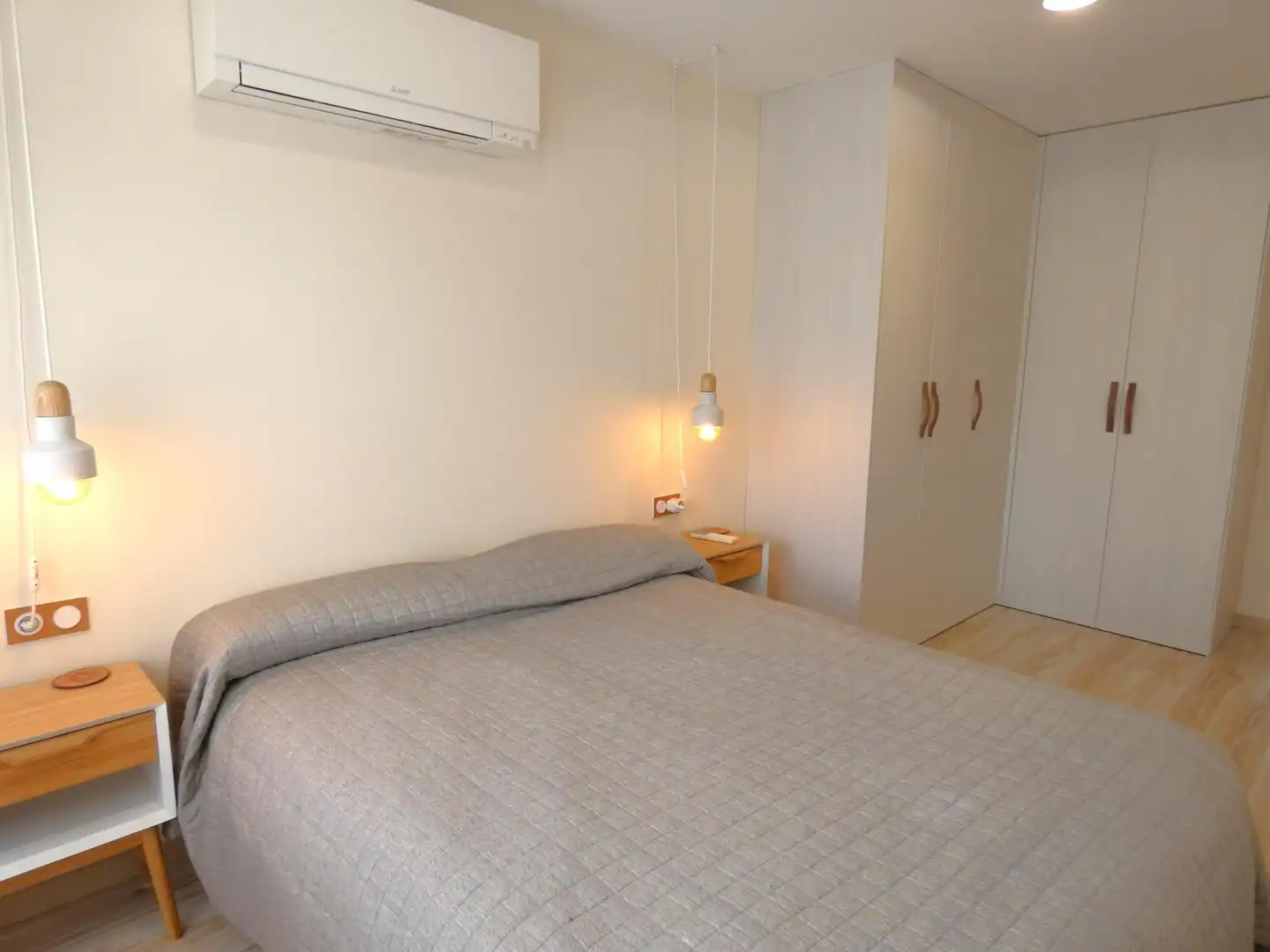 Bedroom of Flat for sale in Castelldefels  with Air Conditioner, Heating and Parquet flooring