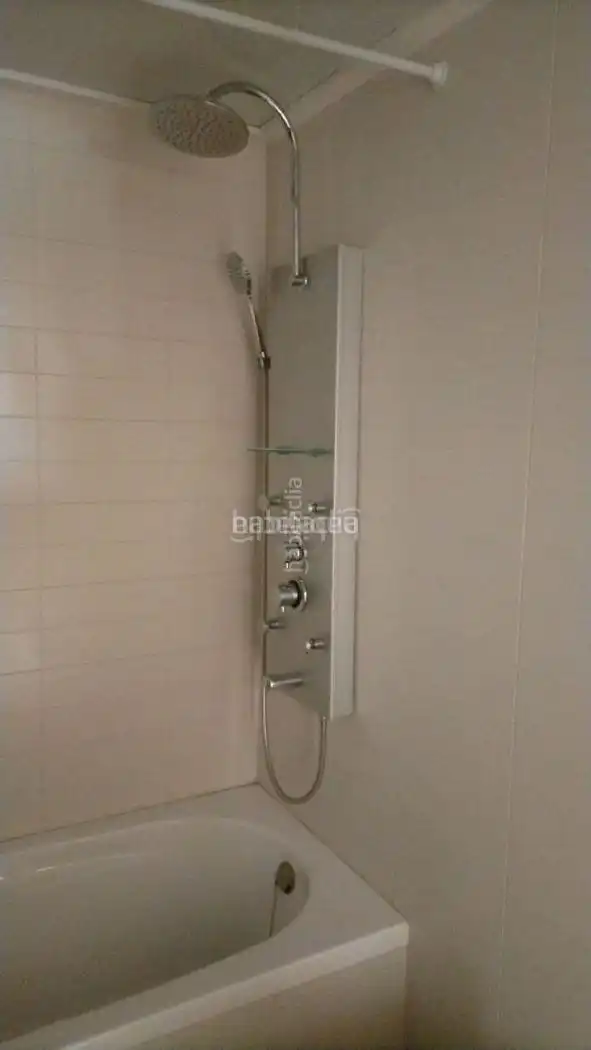 Apartamento con piscina en alquiler en Avinguda de la Generalitat 18, imagen 7