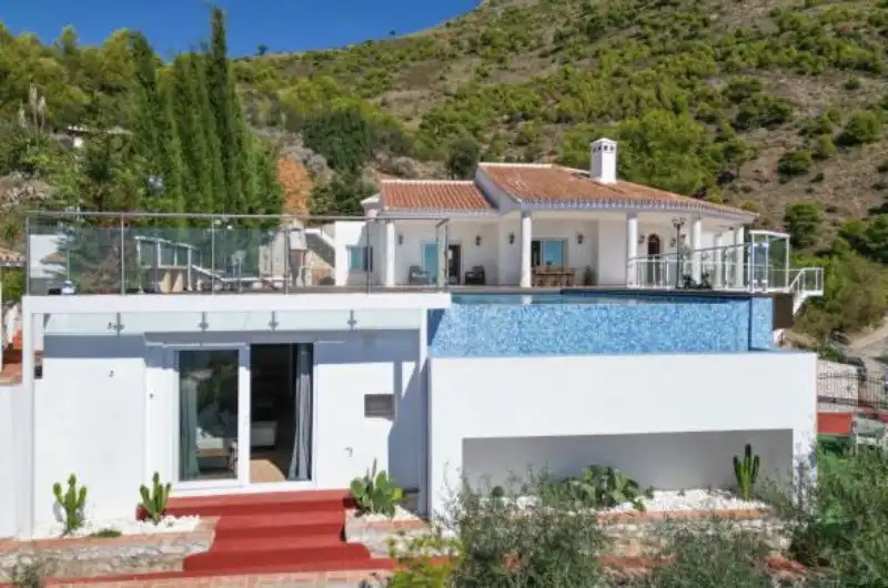 Casa con piscina en venta en El Faro de Calaburra - Chaparral, imagen 19