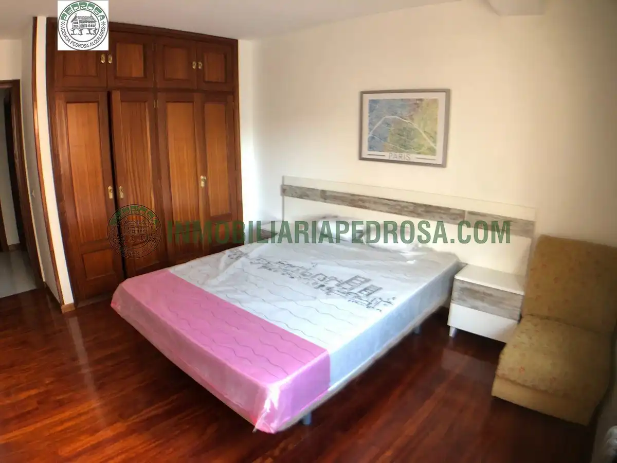 Study for rent in Calle cruz bermella (da), Zona de Plaza de Barcelos