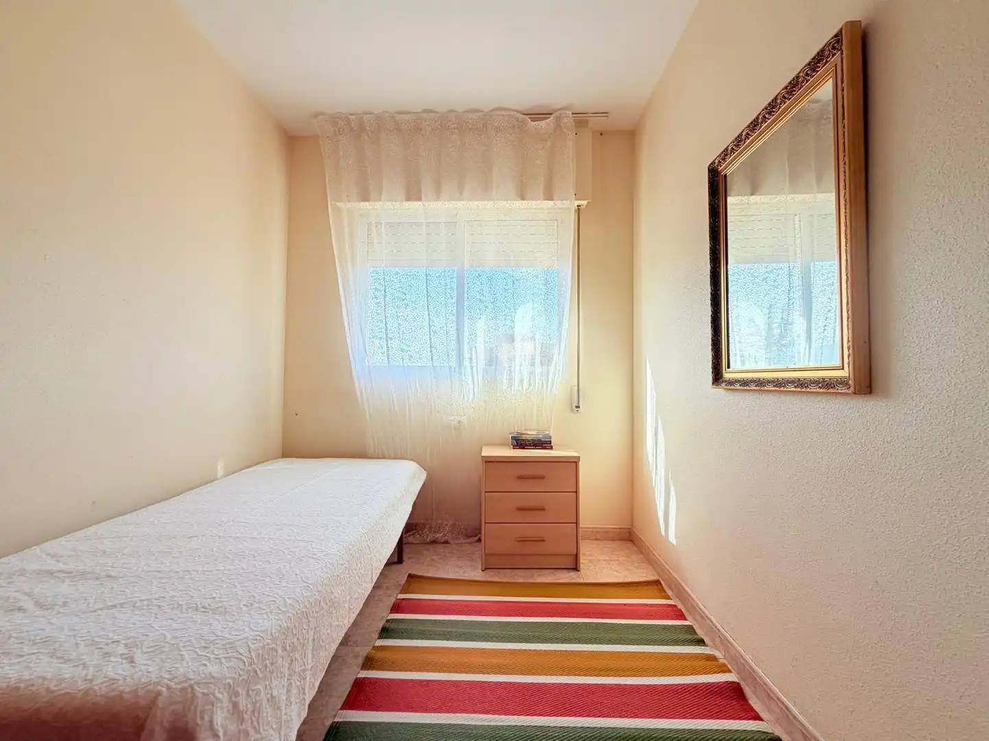 Flat with terrace to rent in Calle Milán, imagen 40