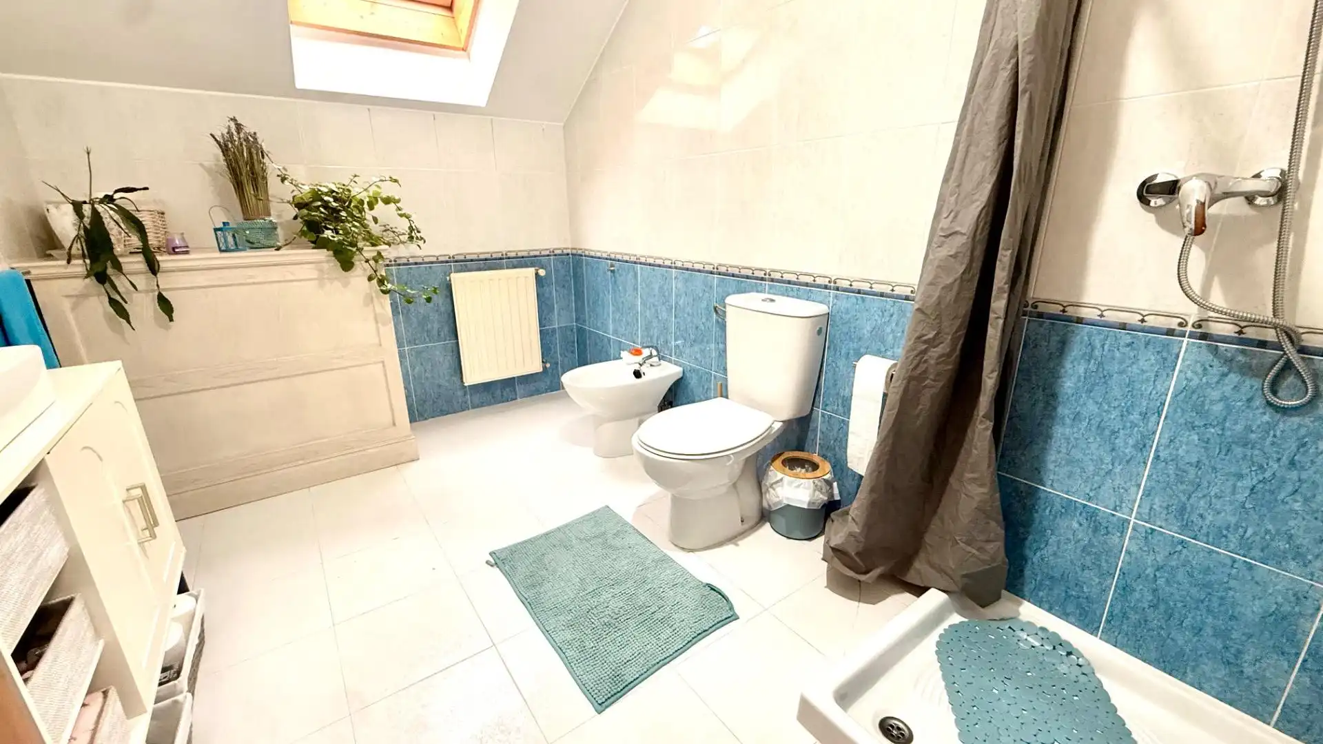 Bathroom of Attic for sale in O Carballiño    with Heating and Furnished