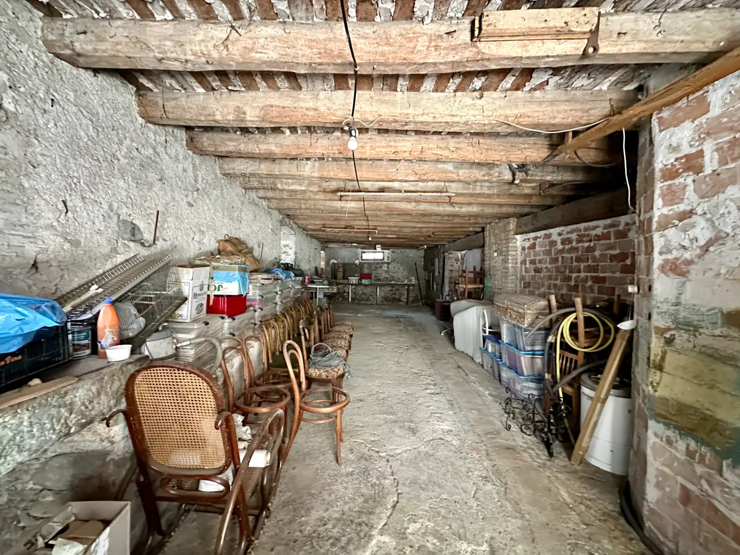 Edificio en venta en Montesquiu