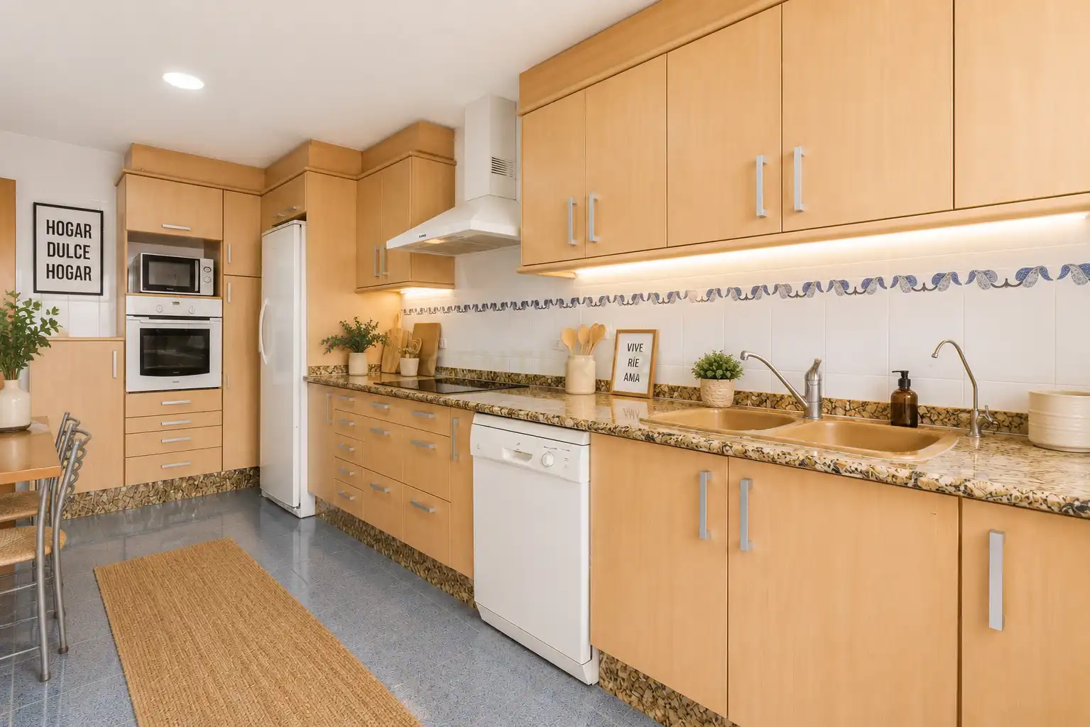 Cuina de Apartament en venda en Vila-real amb Aire condicionat