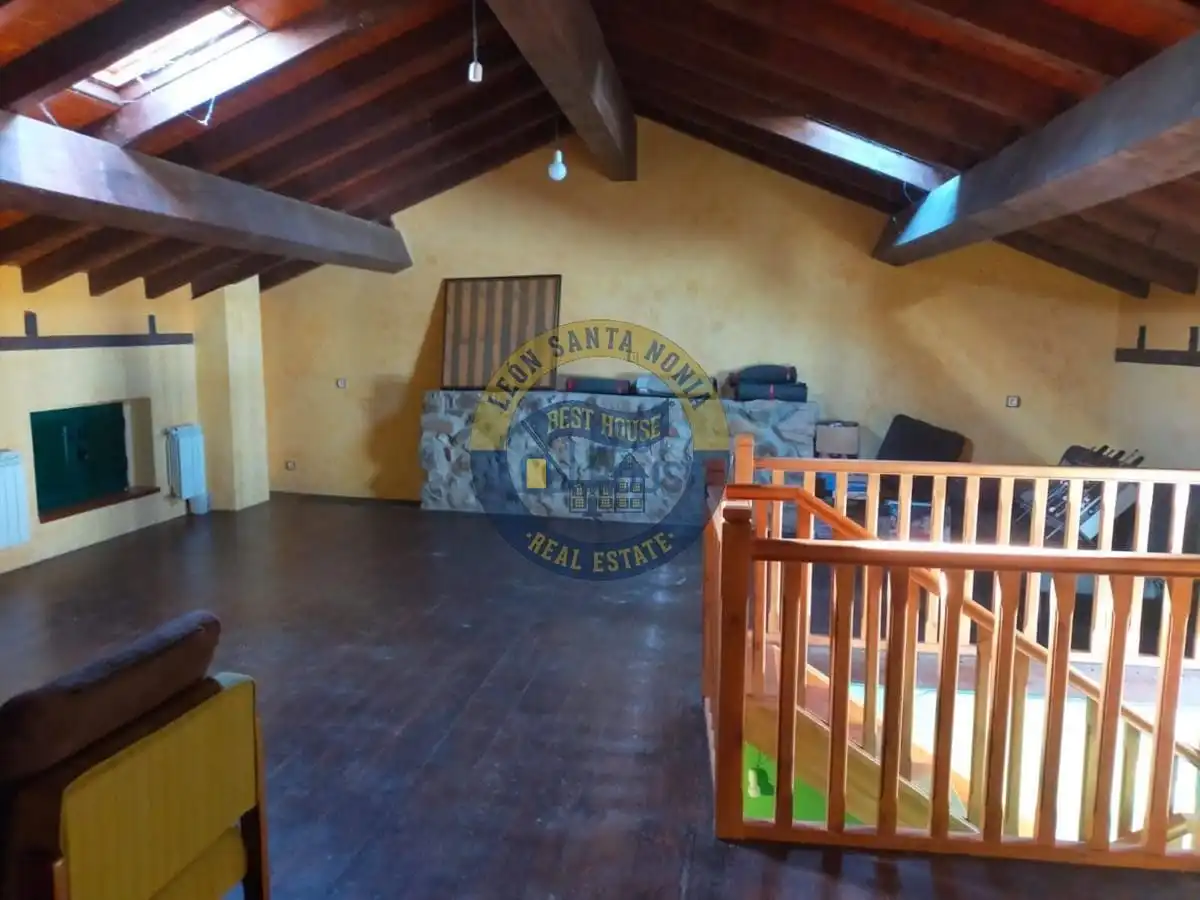 Finca rústica en venta en Boca de Huérgano con Calefacción, Parquet y Amueblado