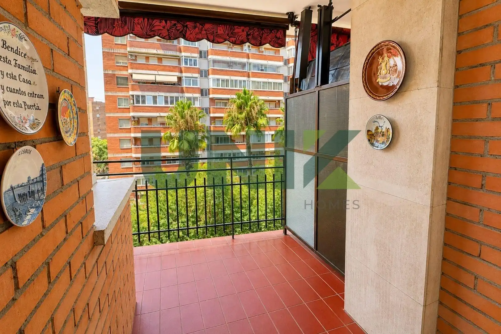 Terrasse von Wohnung zum Verkauf in Barcelona mit Klimaanlage und Terrasse