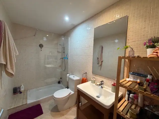 Baño de Planta baja en venta en Terrassa con Aire acondicionado, Calefacción y Terraza