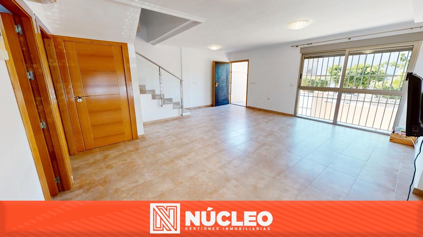 Casa o xalet en venda en Pilar de la Horadada amb Aire condicionat, Calefacció i Terrassa