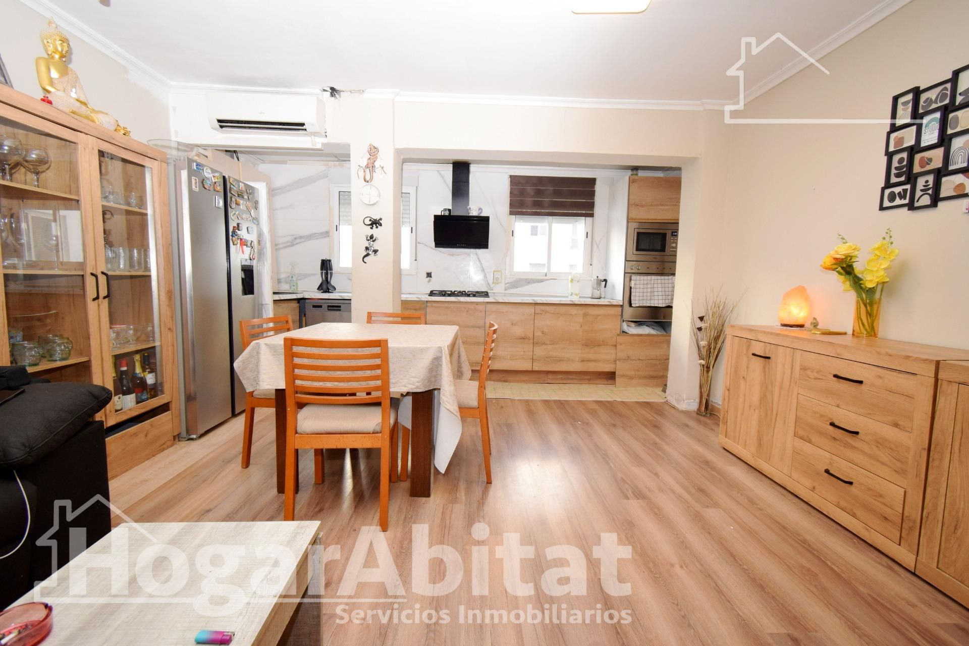 Cocina de Piso en venta en  Valencia Capital con Aire acondicionado, Calefacción y Balcón