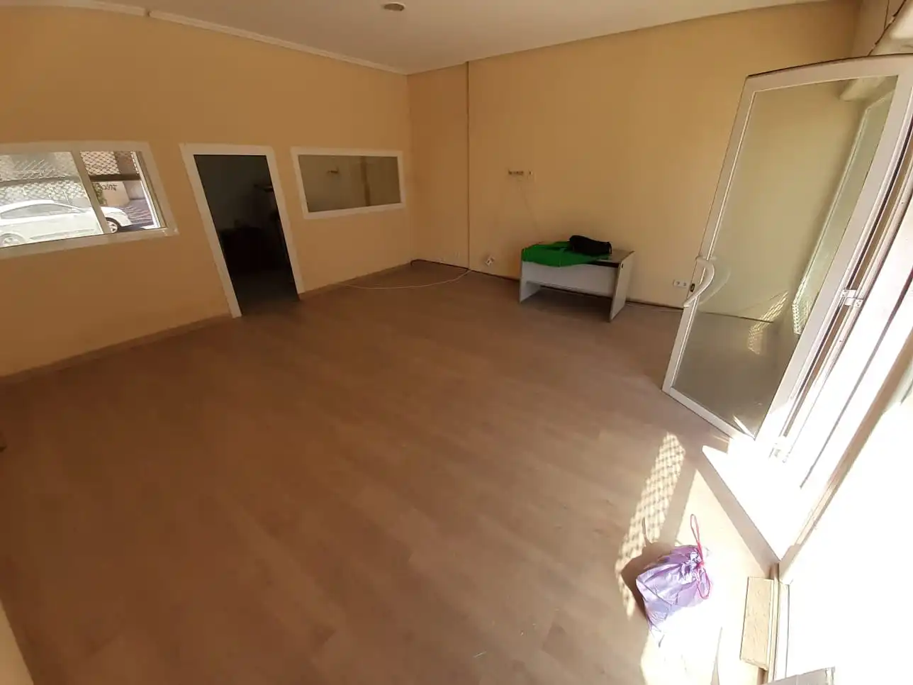 Commercial properties for sale in Zamora Capital 