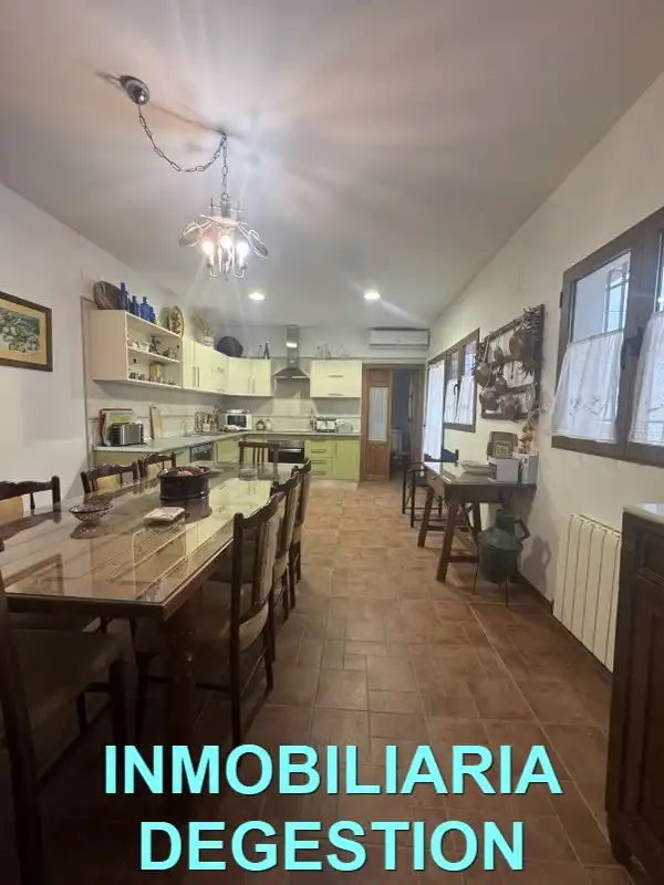 Cocina de Casa adosada en venta en Guarromán con Aire acondicionado, Calefacción y Jardín privado