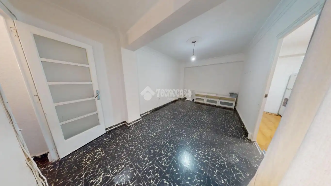 Piso en venta en Valencia con Balcón