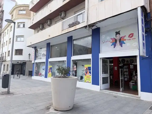 Local de alquiler en Huelva