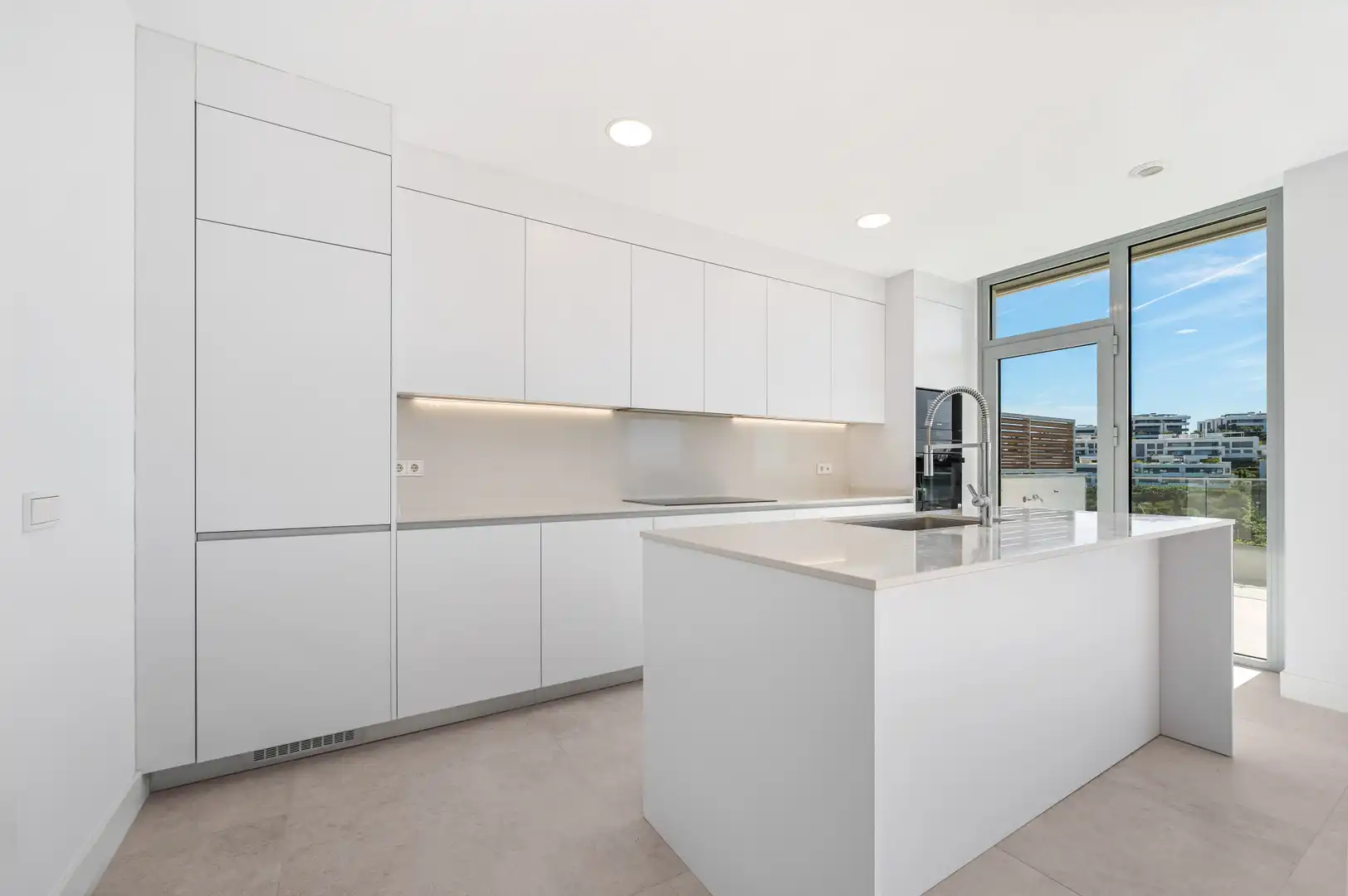 Kitchen of Attic for rent in Marbella  with Air Conditioner, Terrace and Storage room