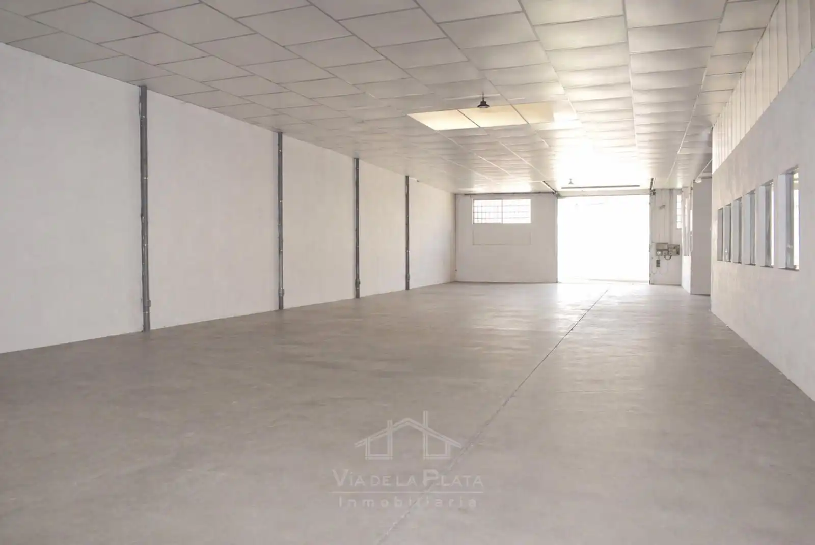 Industrial building for sale in Villares de la Reina, imagen 8