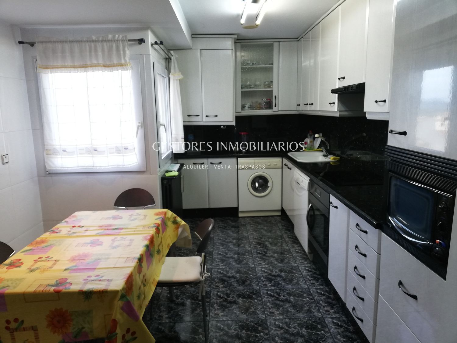 Flat to rent in CALLE DOCTOR GUERAU, Centre - Zona Alta  , Alcoy / Alcoi