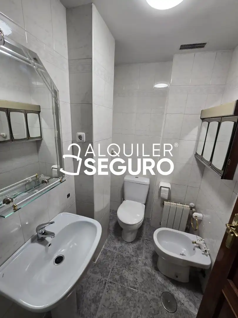 Bany de Pis de lloguer en Getafe Norte
