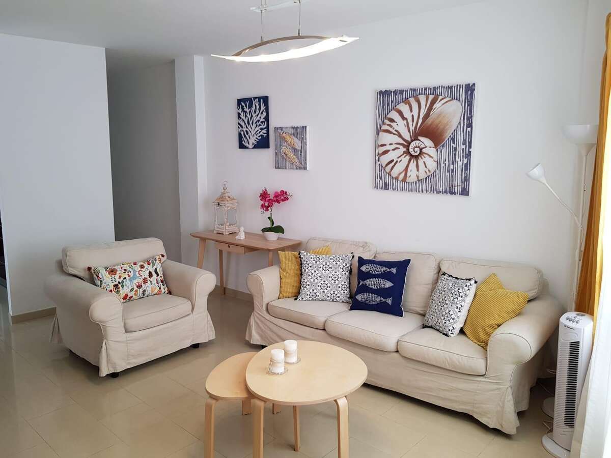 Living room of Flat for sale in Arrecife  with Furnished and Oven