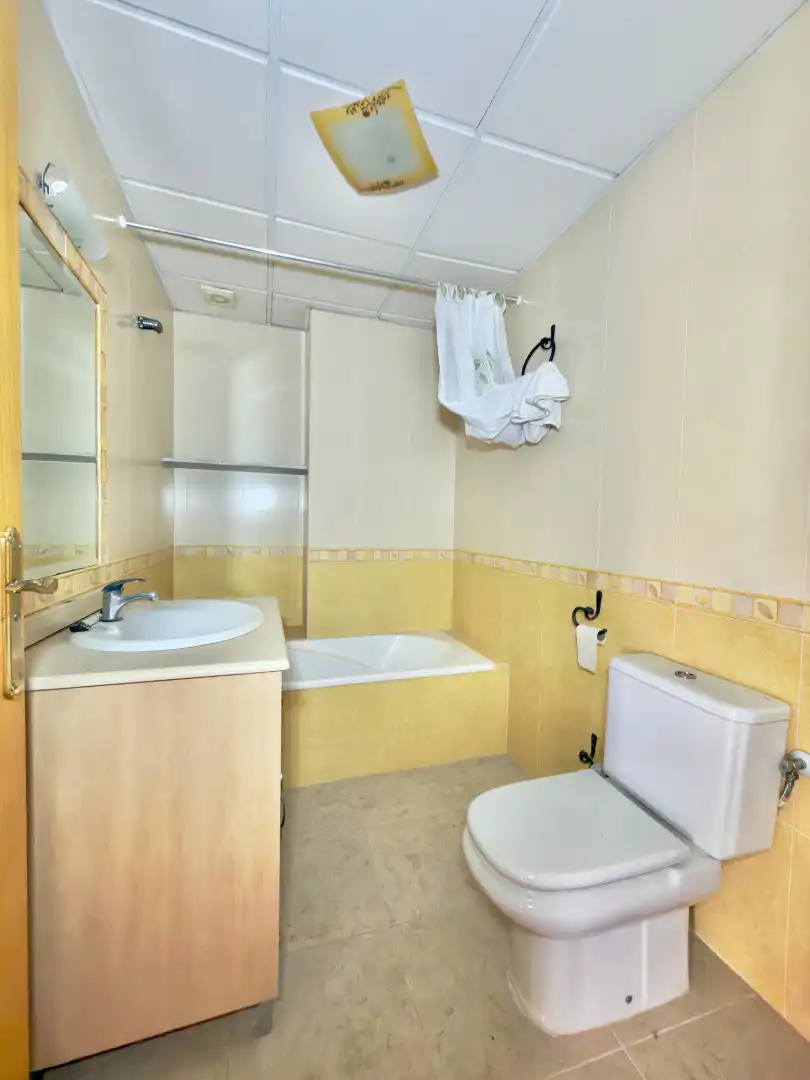 Baño de Dúplex en venta en Villamartín con Aire acondicionado, Terraza y Balcón