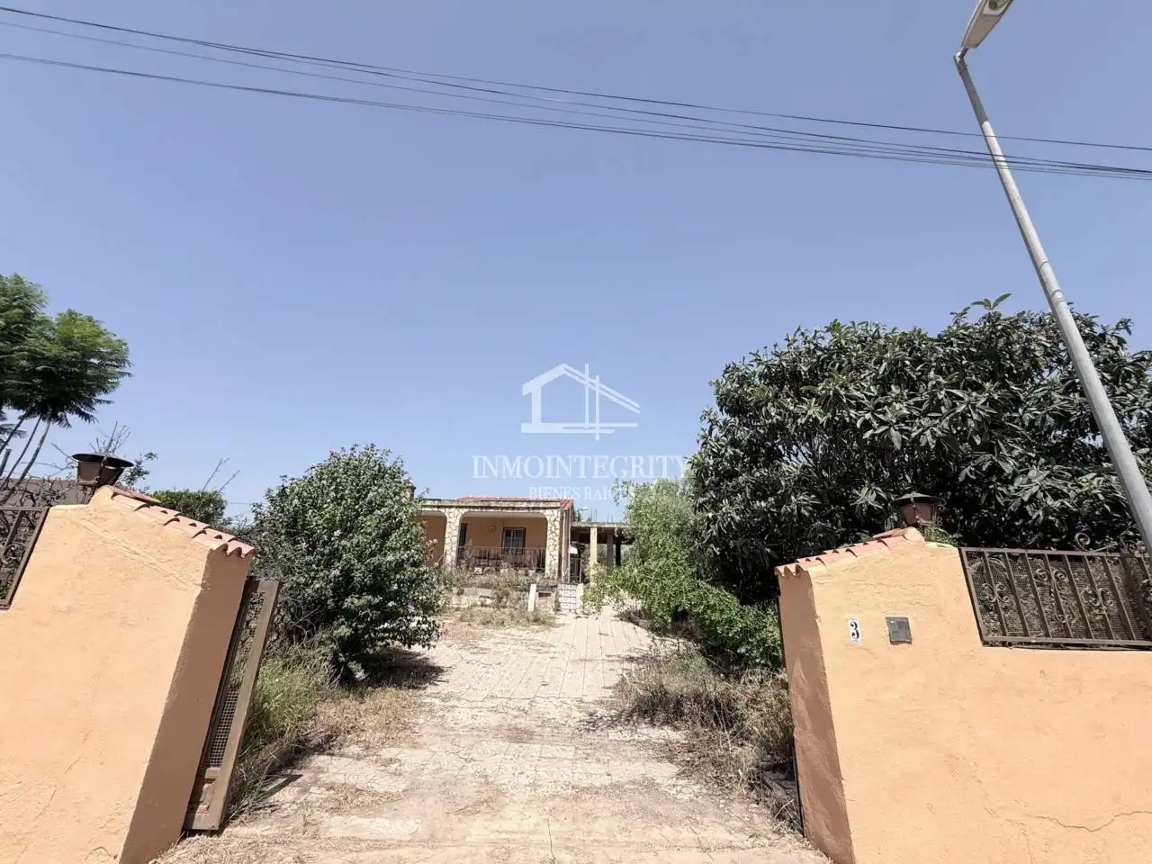 Vista exterior de Casa o chalet en venta en L'Alcora con Jardín privado, Terraza y Amueblado