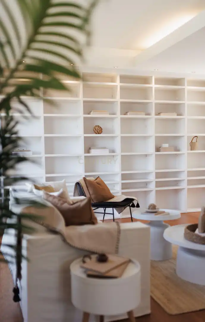 Sala d'estar de Casa o xalet en venda en Sant Cugat del Vallès amb Aire condicionat, Jardí privat i Traster