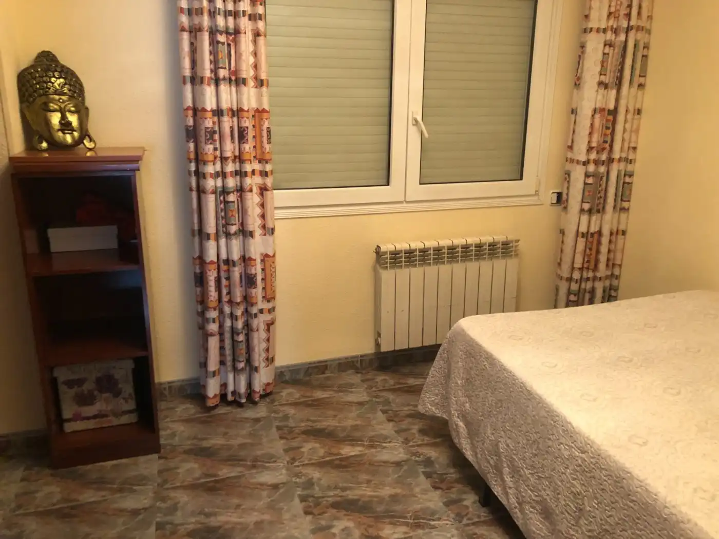 Habitación de Casa o chalet en venta en Martorell con Aire acondicionado, Calefacción y Jardín privado