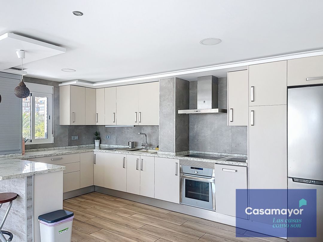 Kitchen of Flat for sale in Alicante / Alacant  with Air Conditioner, Heating and Private garden