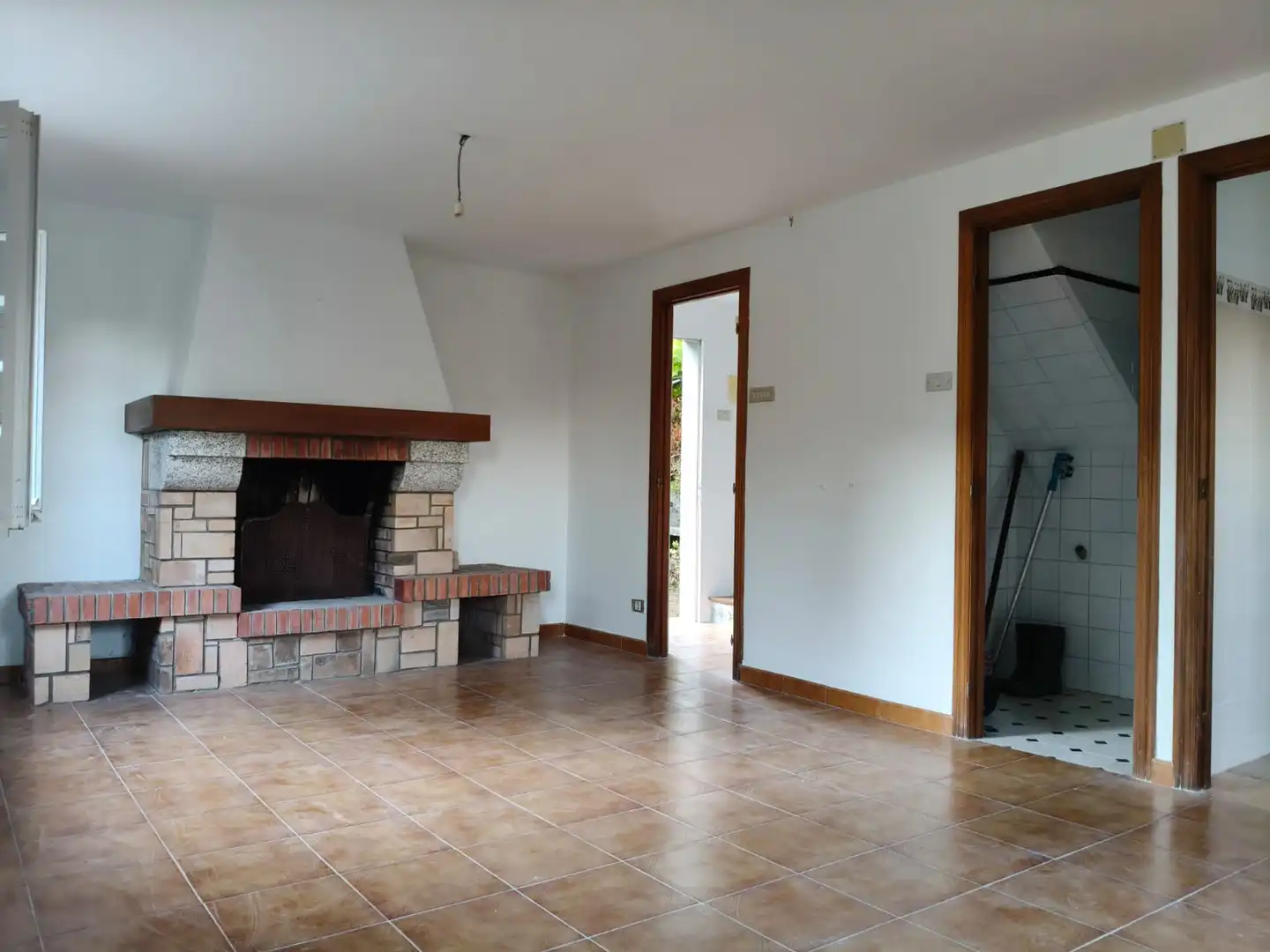 Sala d'estar de Finca rústica en venda en Cedeira amb Jardí privat i Forn