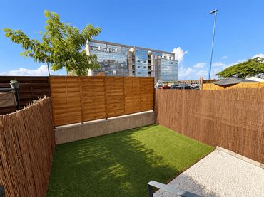 Duplex con ascensore in vendita a Calle Arquímedes 5