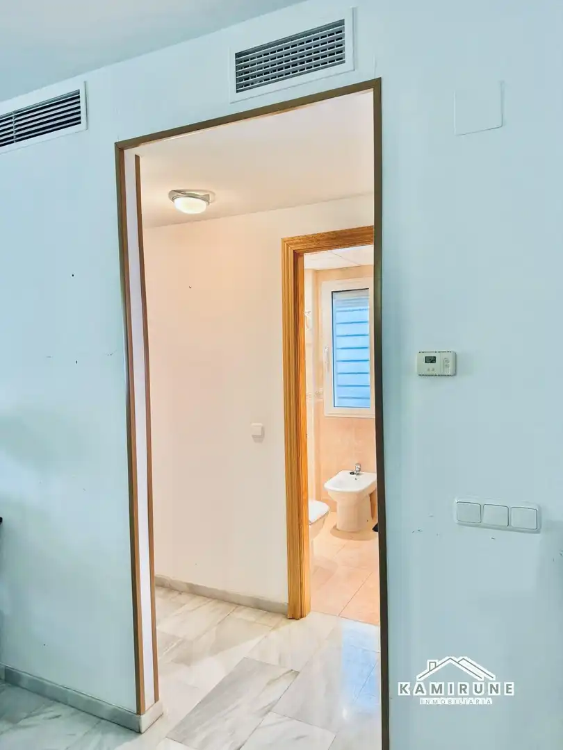 Badezimmer von Wohnung zum Verkauf in Málaga mit Klimaanlage, Heizung und Terrasse