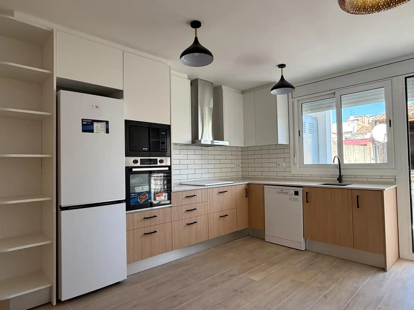 Kitchen of Flat for sale in Sabadell  with Parquet flooring and Terrace
